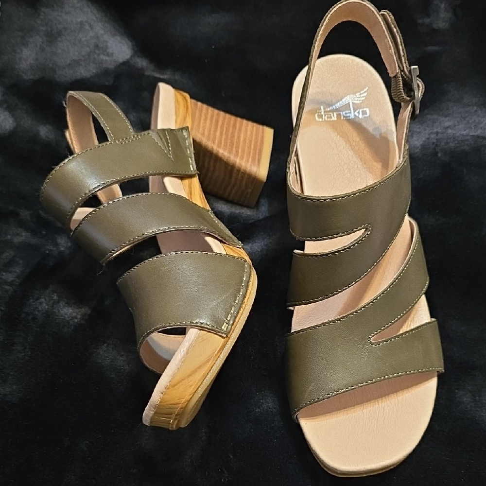 Dansko Olive Green Leather Slingback Block Heel Sandals